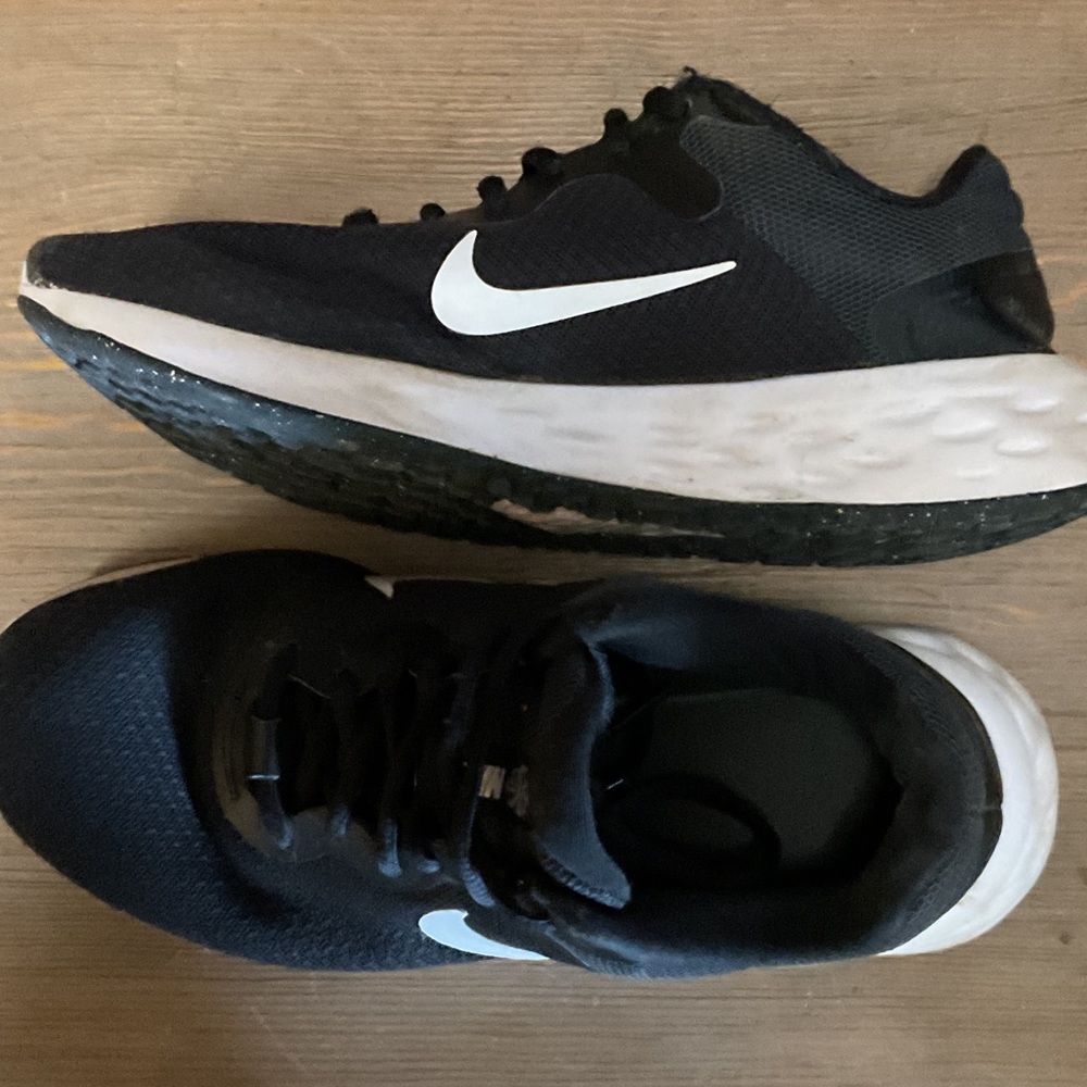 Nike Black and White Athletic Sneakers